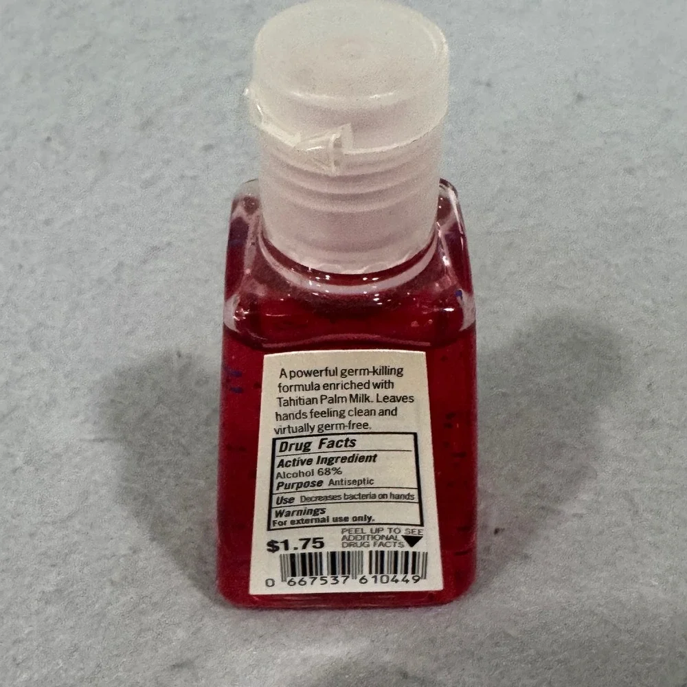 Bath & Body Works Hand Sanitizer PocketBac Red Lil' Cutie Pie 1oz Travel Size